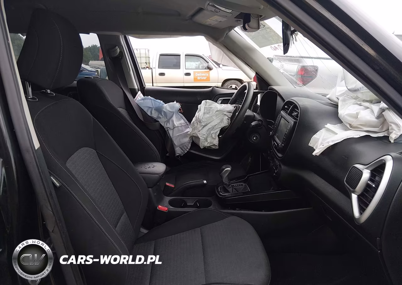 2020 Kia Soul Gt-Line VIN:KNDJ63AU2L7012684 - 5