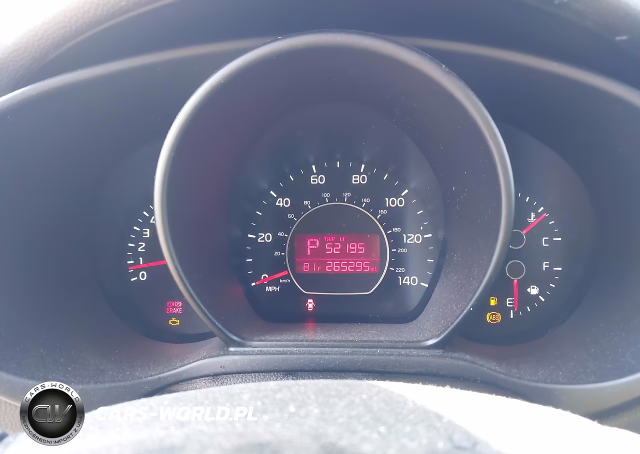 2014 Kia Soul VIN:KNDJN2A27E7104646 - 7