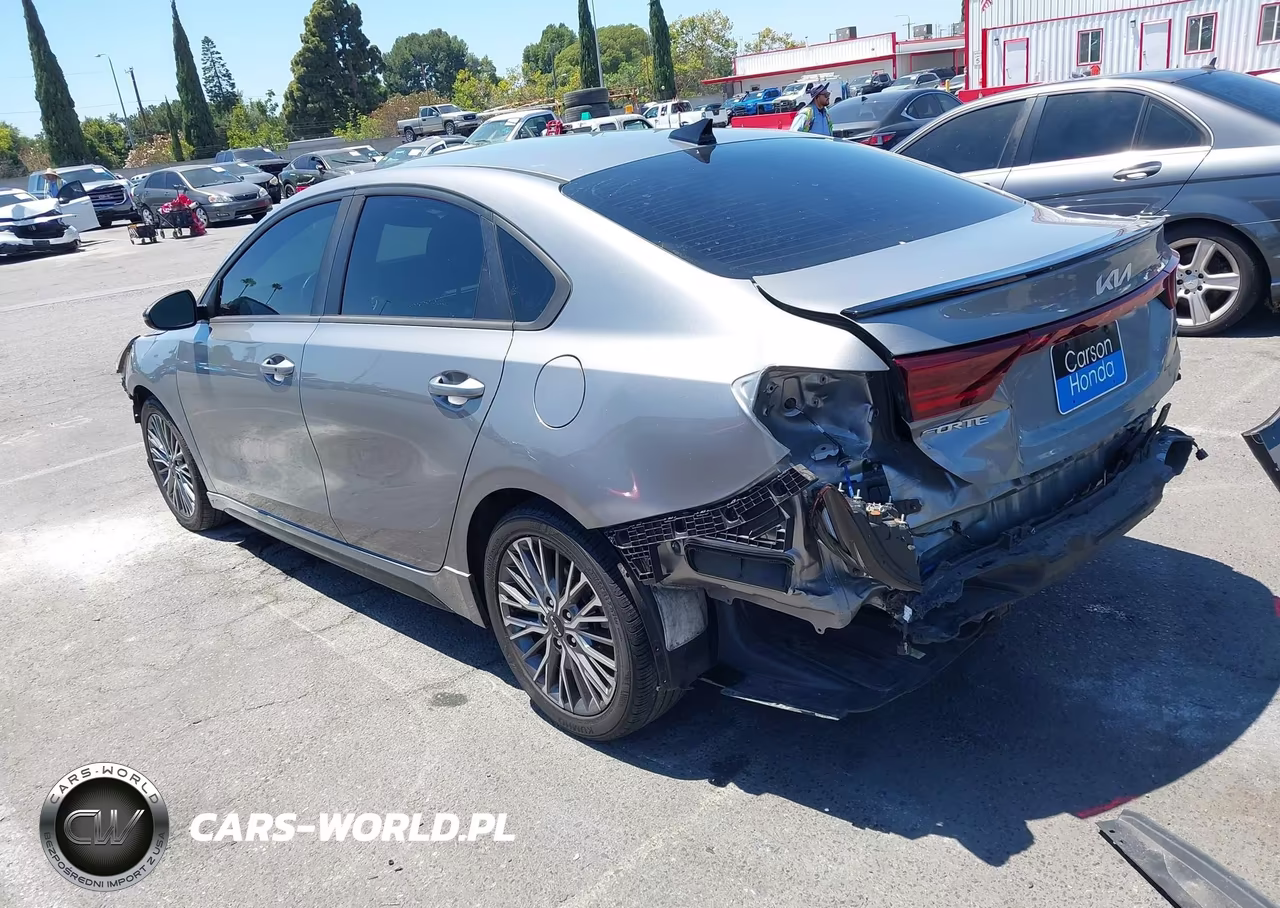 2022 Kia Forte Gt-Line VIN:3KPF54AD7NE481545 - 3