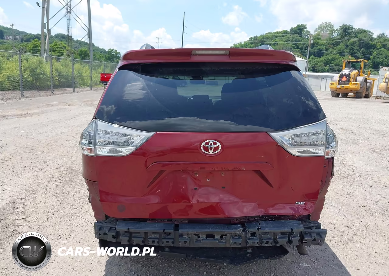 2014 Toyota Sienna Se 8 Passenger VIN:5TDXK3DC8ES466634 - 17