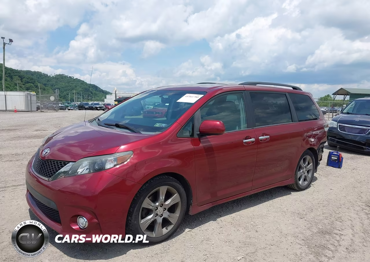2014 Toyota Sienna Se 8 Passenger VIN:5TDXK3DC8ES466634 - 2