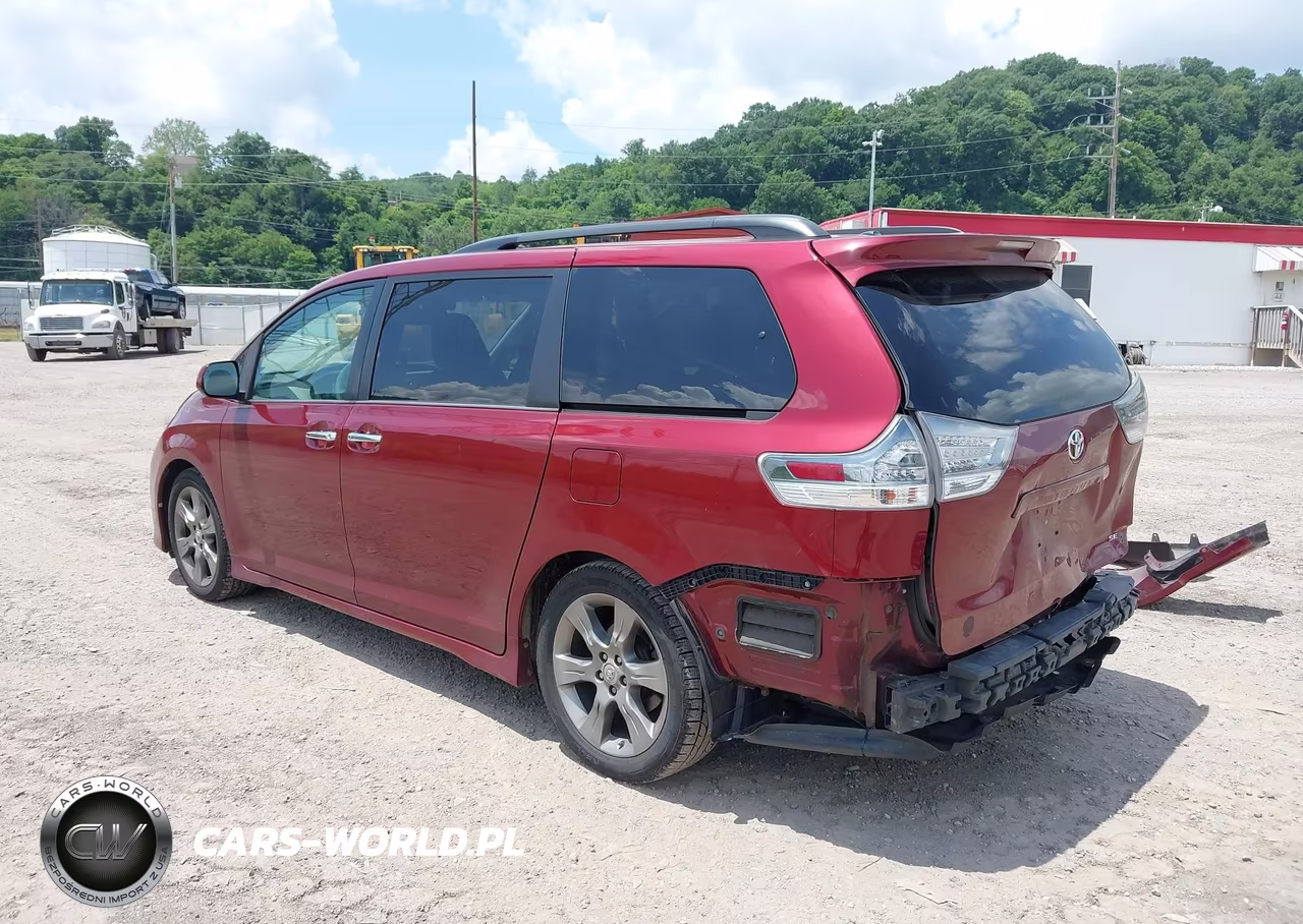 2014 Toyota Sienna Se 8 Passenger VIN:5TDXK3DC8ES466634 - 3