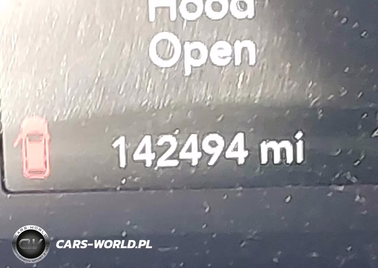 2018 Chrysler Pacifica Touring L VIN:2C4RC1BG8JR274312 - 15