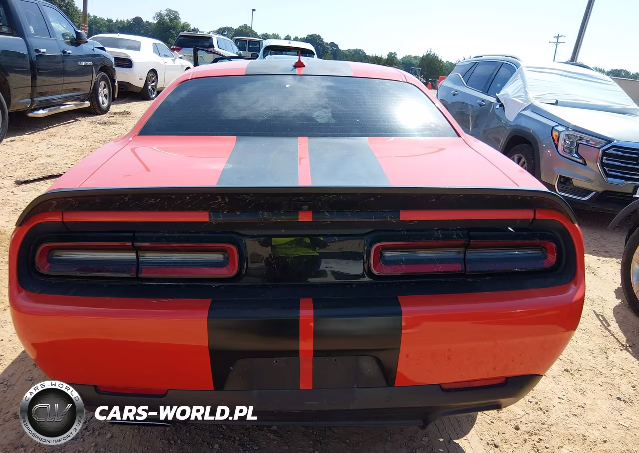 2019 Dodge Challenger R-T Scat Pack VIN:2C3CDZFJ7KH532144 - 17