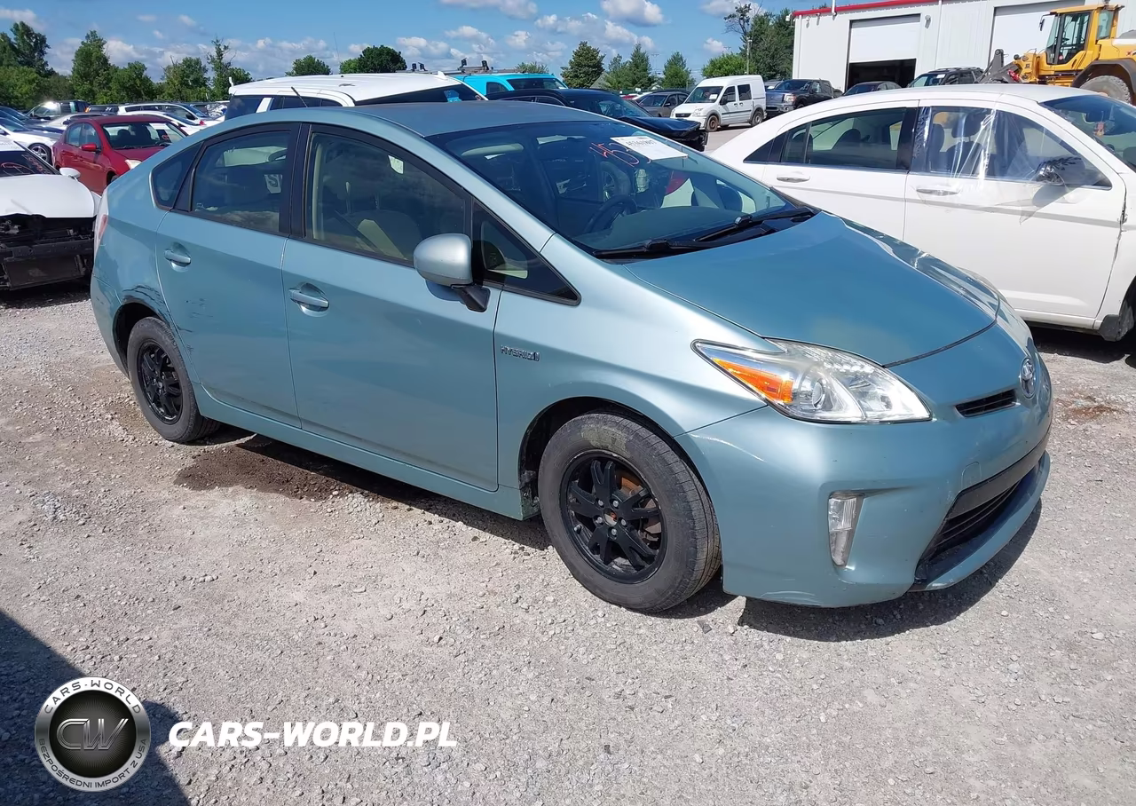 2013 Toyota Prius Two – zdjęcie 1 z 16
