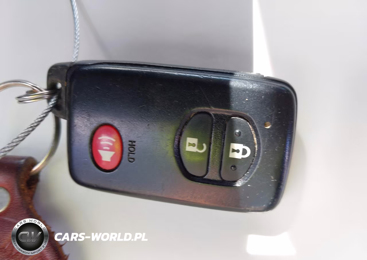 2013 Toyota Prius Two VIN:JTDKN3DUXD5641822 - 11