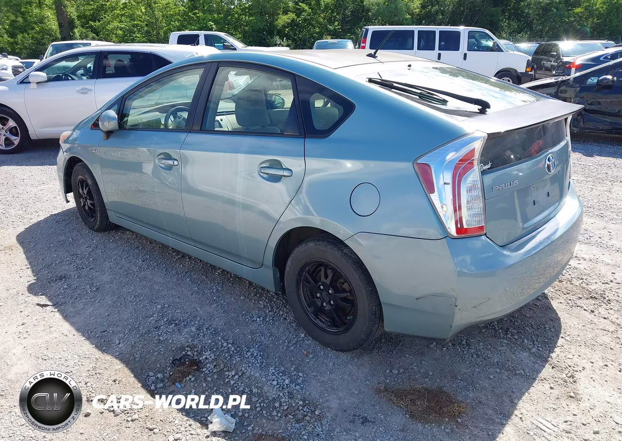 2013 Toyota Prius Two VIN:JTDKN3DUXD5641822 - 3