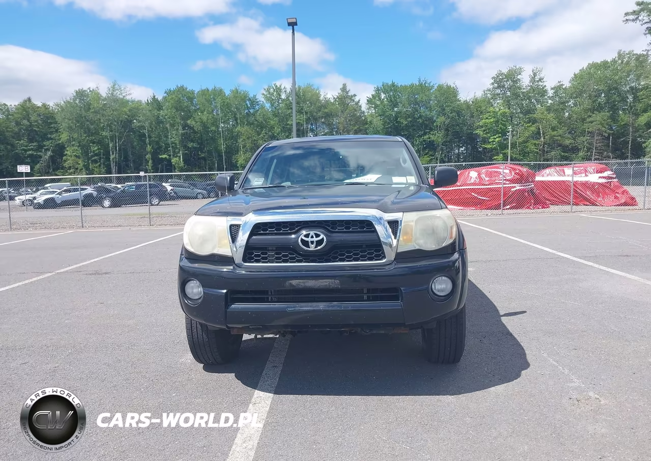 2011 Toyota Tacoma Base V6 VIN:3TMLU4EN1BM066232 - 12