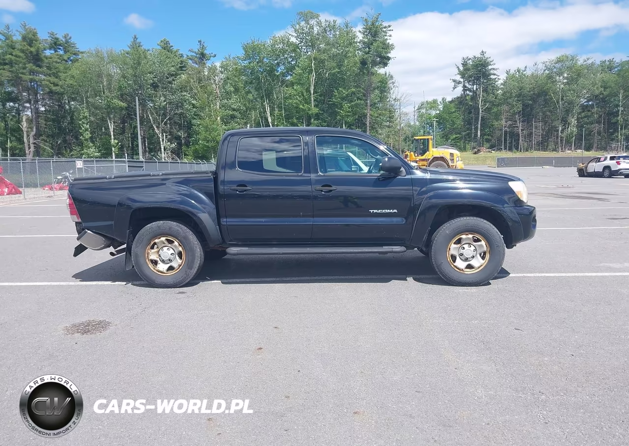 2011 Toyota Tacoma Base V6 VIN:3TMLU4EN1BM066232 - 13