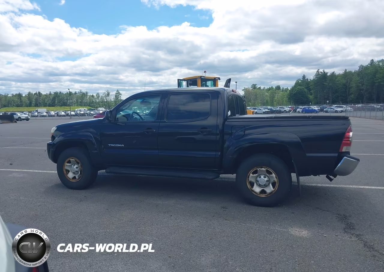 2011 Toyota Tacoma Base V6 VIN:3TMLU4EN1BM066232 - 14