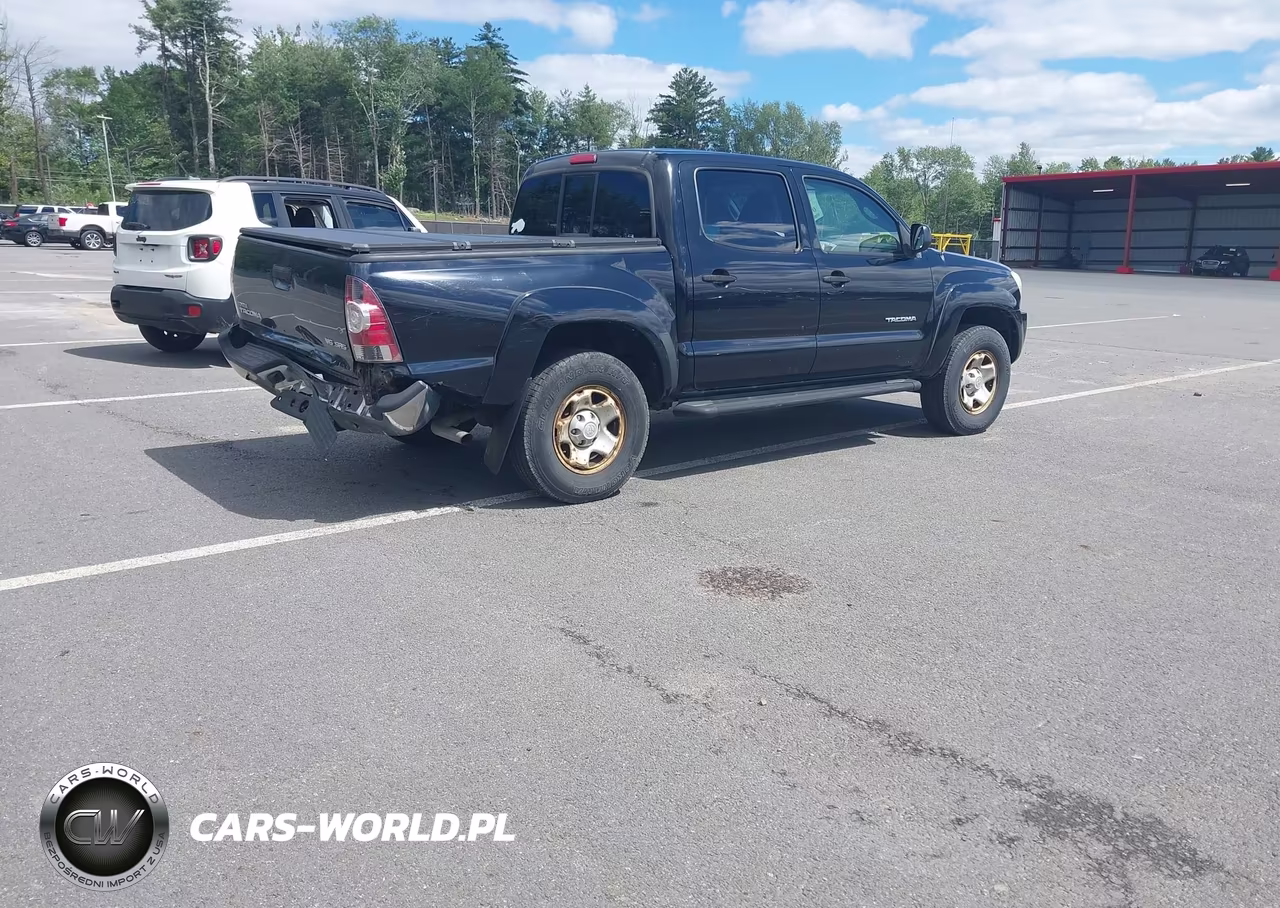 2011 Toyota Tacoma Base V6 VIN:3TMLU4EN1BM066232 - 4