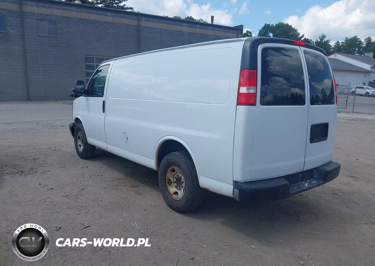 2013 Chevrolet Express 2500 Work Van VIN:1GCWGFCA6D1120785 - 3