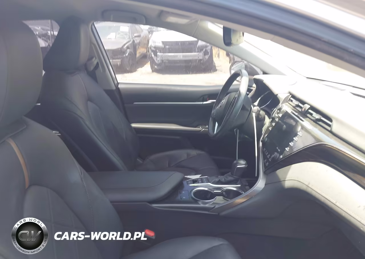 2019 Toyota Camry Hybrid Xle VIN:4T1B21HK5KU521172 - 5