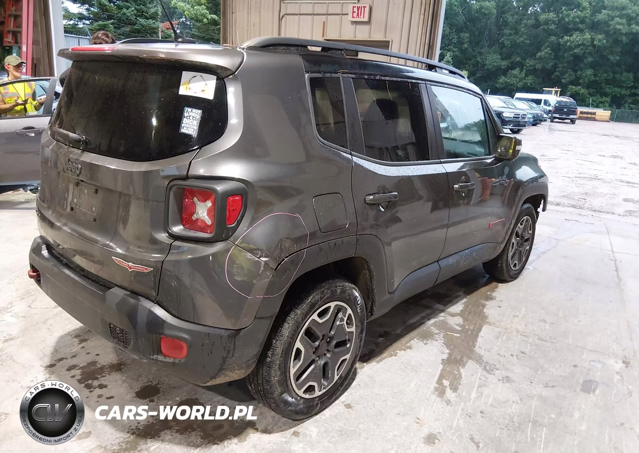 2016 Jeep Renegade Trailhawk VIN:ZACCJBCT9GPD55264 - 4