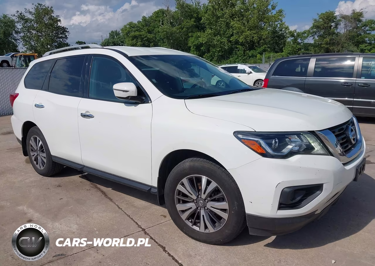 2017 Nissan Pathfinder S