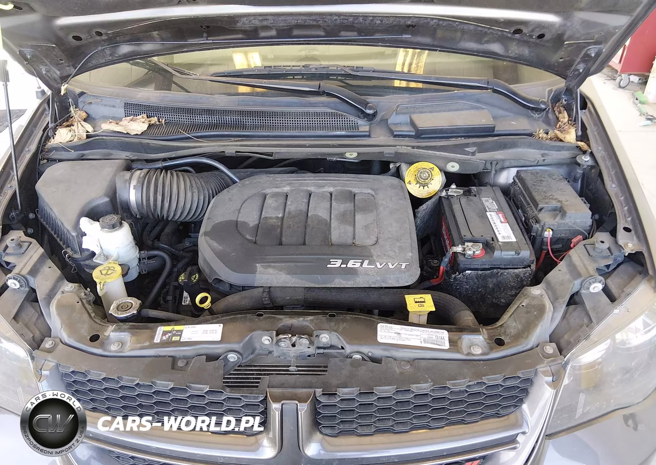 2018 Dodge Grand Caravan Gt VIN:2C4RDGEG8JR281952 - 10