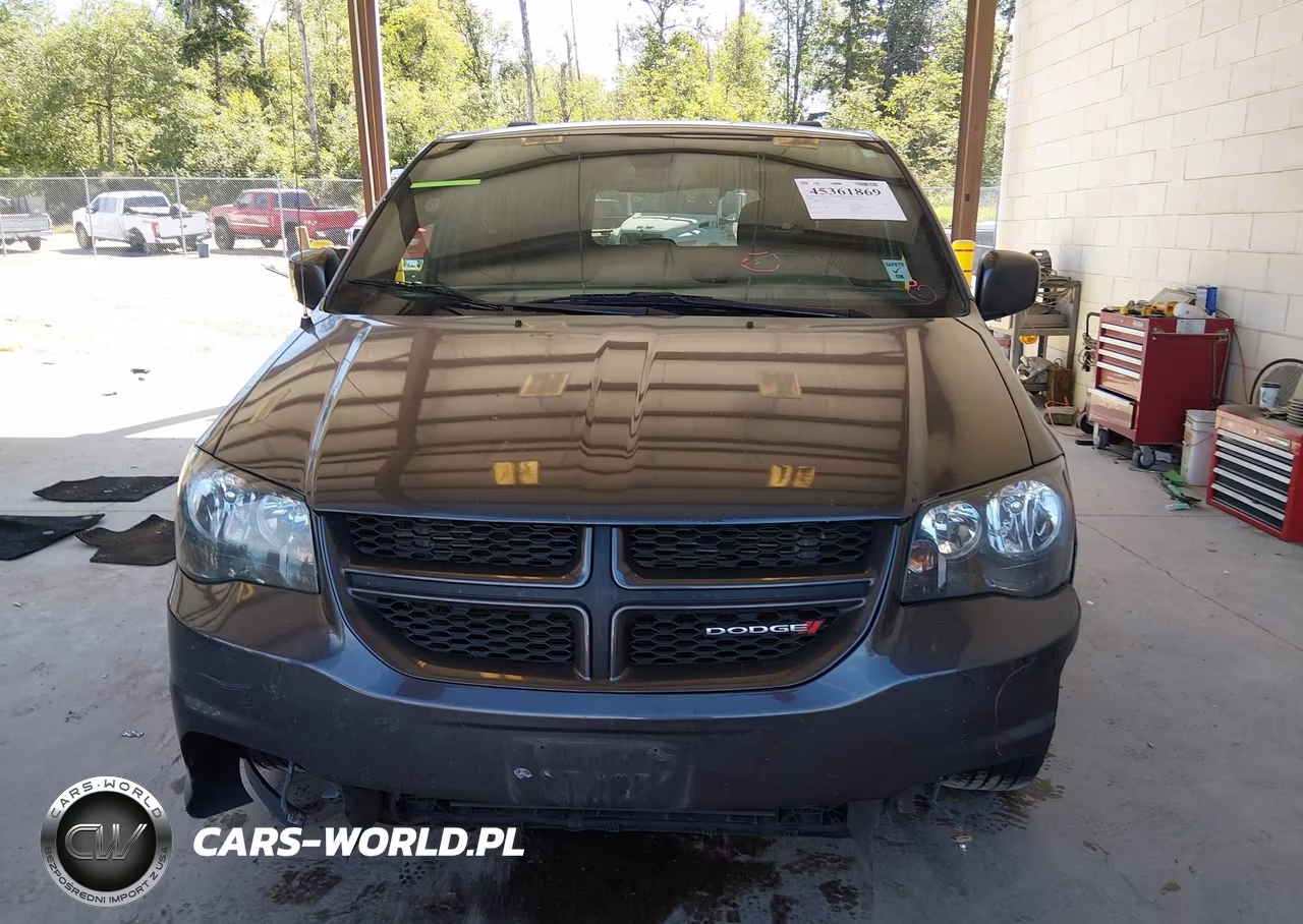 2018 Dodge Grand Caravan Gt VIN:2C4RDGEG8JR281952 - 13
