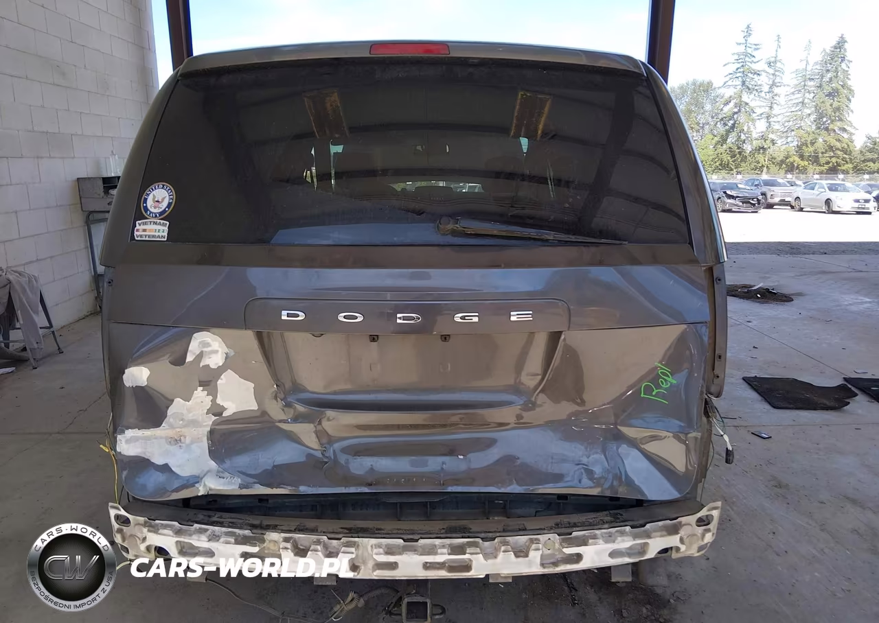 2018 Dodge Grand Caravan Gt VIN:2C4RDGEG8JR281952 - 6