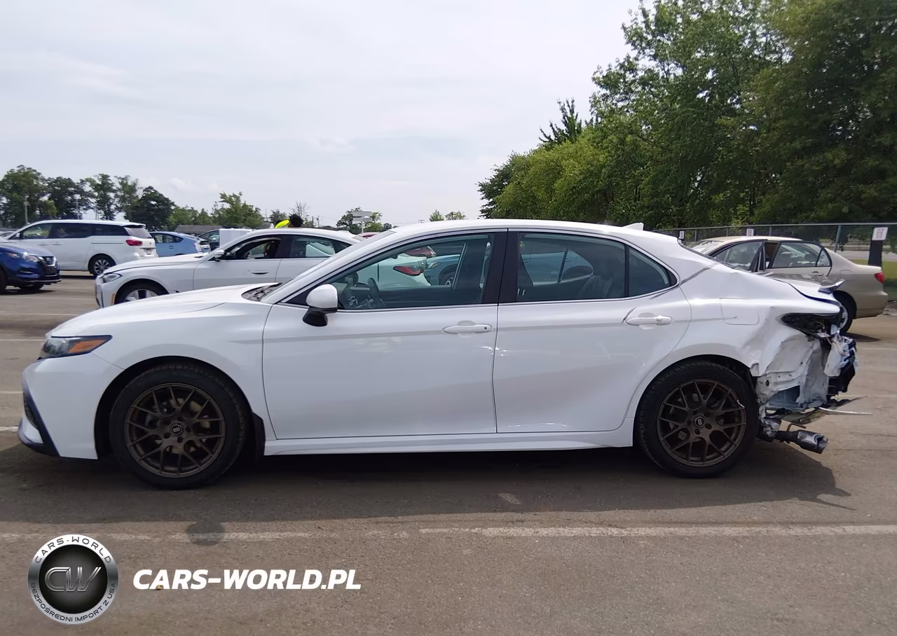 2021 Toyota Camry Se VIN:4T1G11AK0MU410969 - 14