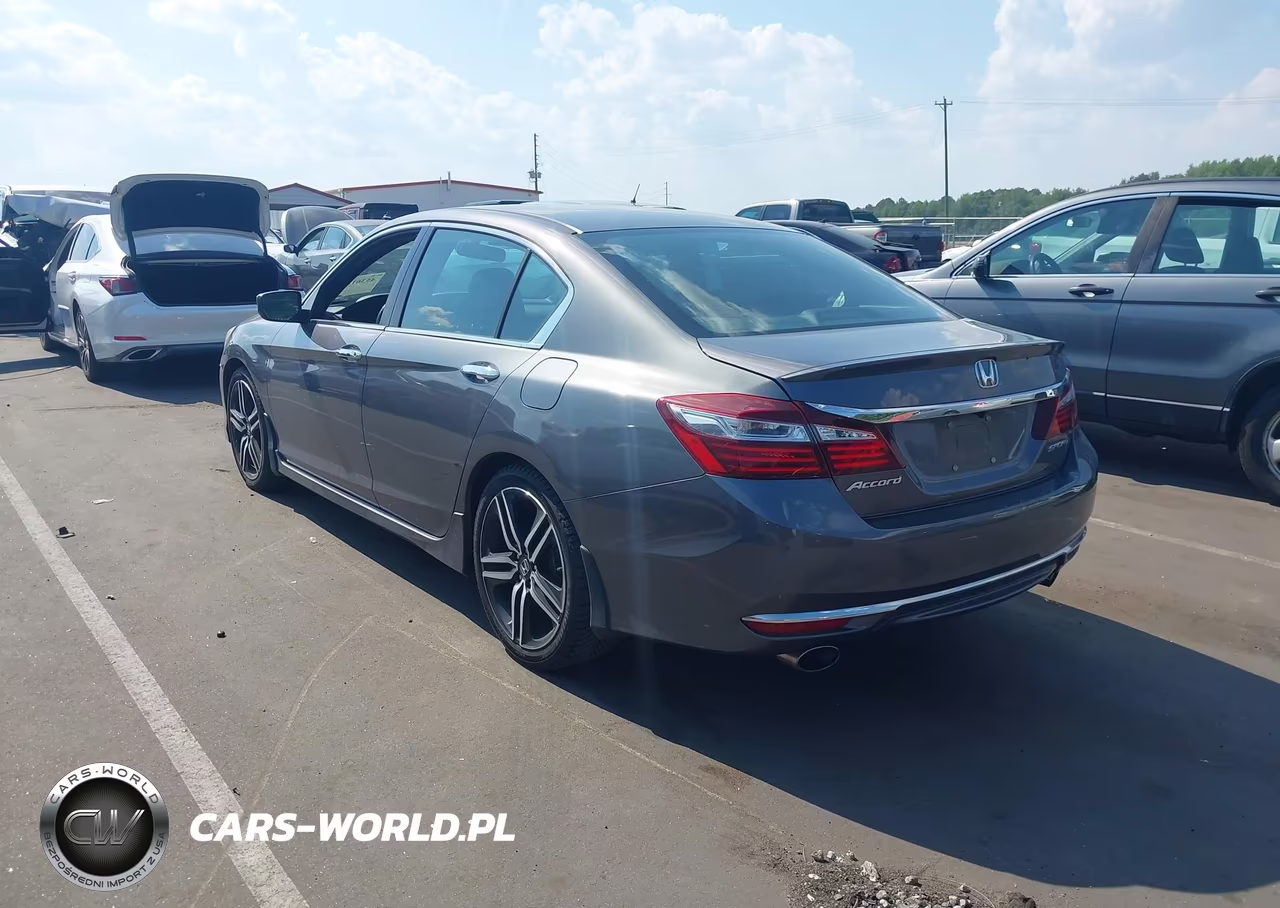 2017 Honda Accord Sport VIN:1HGCR2F58HA030811 - 3