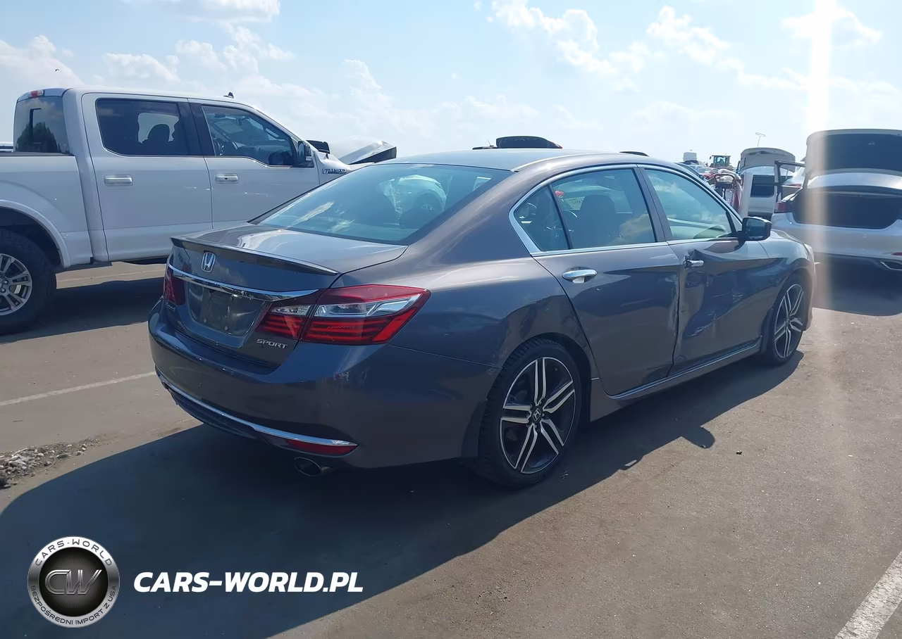 2017 Honda Accord Sport VIN:1HGCR2F58HA030811 - 4