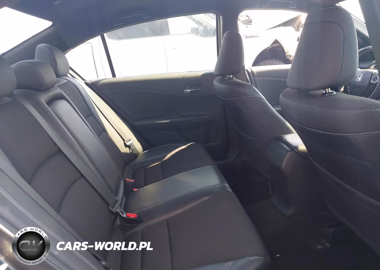2017 Honda Accord Sport VIN:1HGCR2F58HA030811 - 8