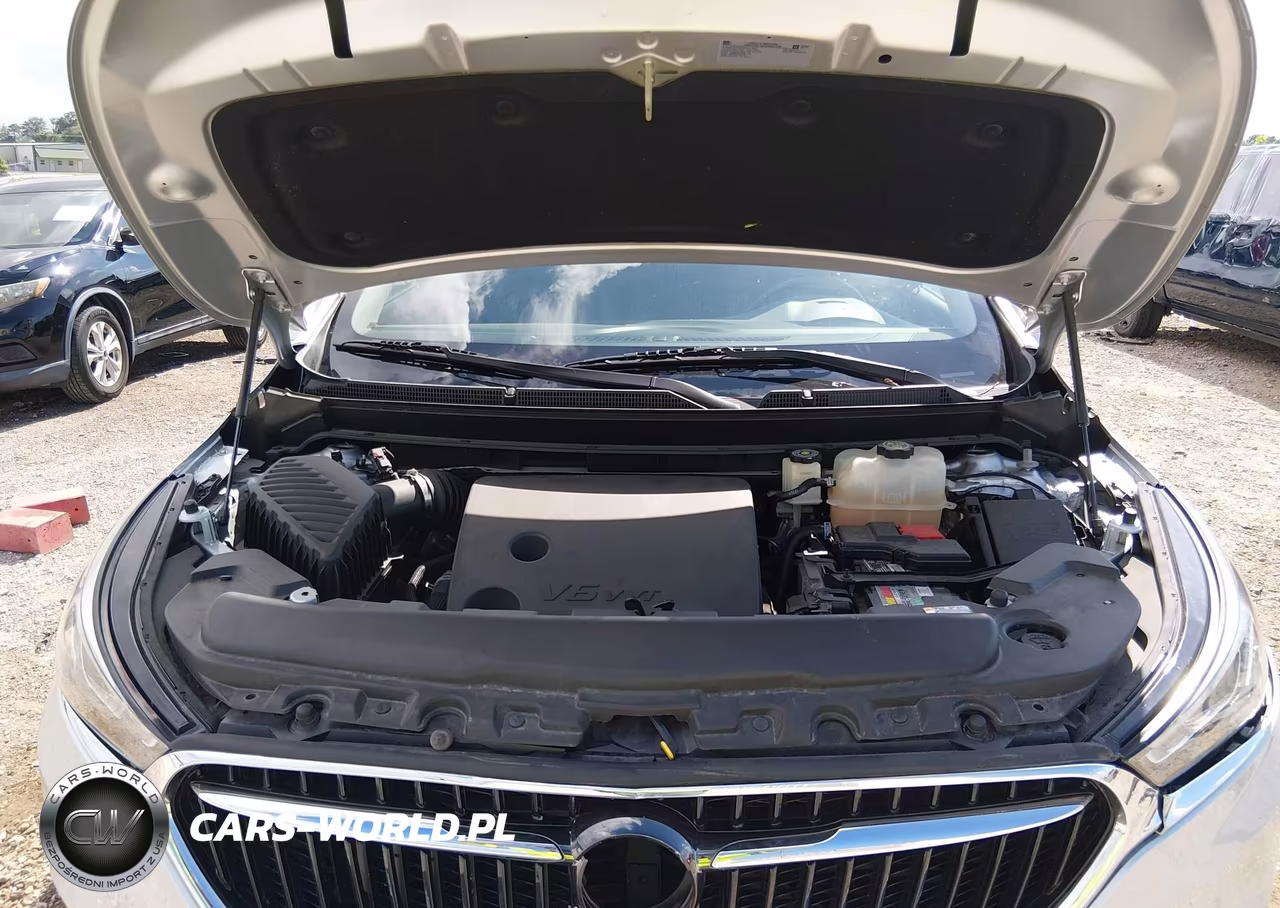 2018 Buick Enclave Essence VIN:5GAERBKW8JJ283429 - 10