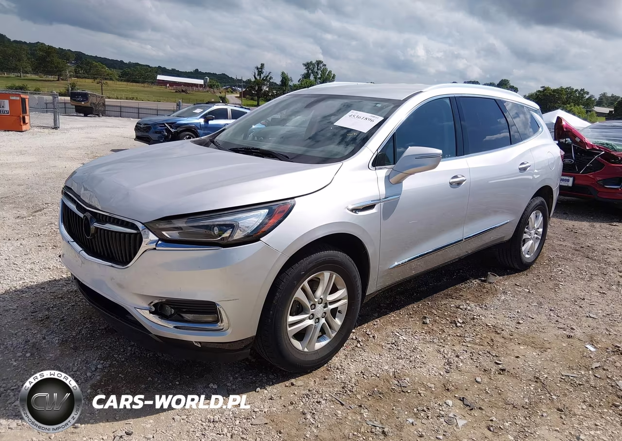 2018 Buick Enclave Essence VIN:5GAERBKW8JJ283429 - 2