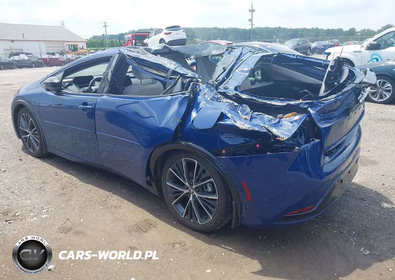 2024 Toyota Prius Xle Awd-E VIN:JTDADABU8R3015761 - 3