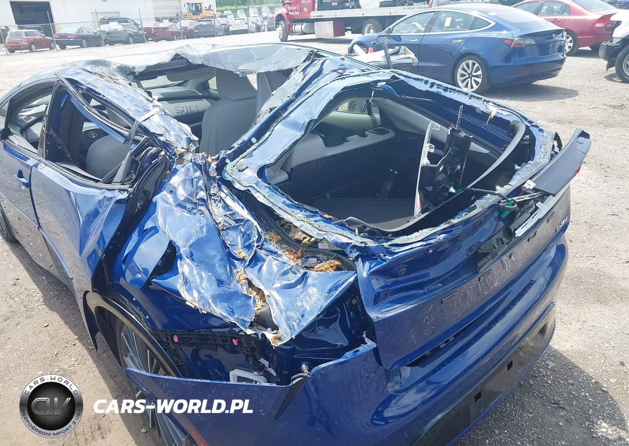 2024 Toyota Prius Xle Awd-E VIN:JTDADABU8R3015761 - 6