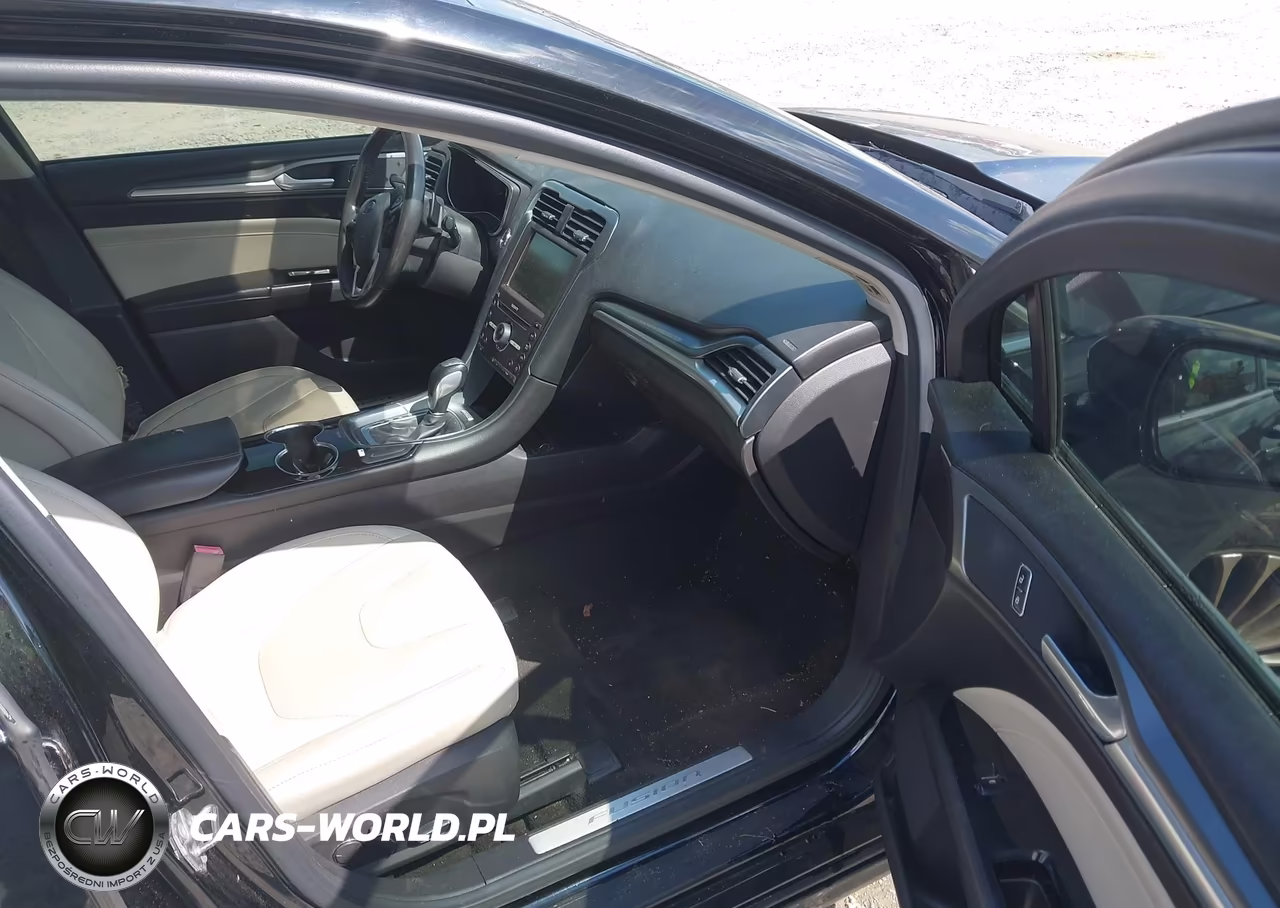 2016 Ford Fusion Titanium VIN:3FA6P0K98GR150925 - 5