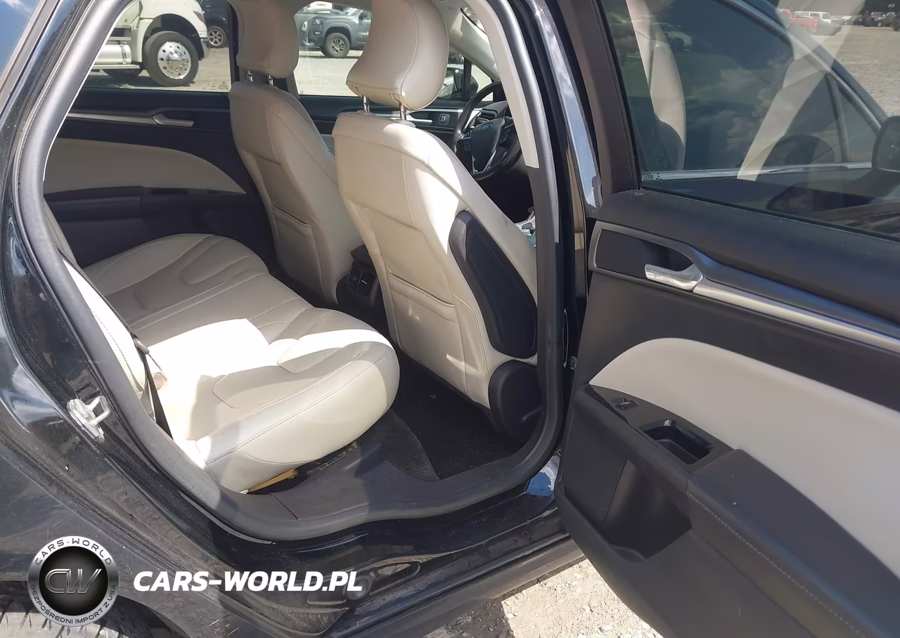 2016 Ford Fusion Titanium VIN:3FA6P0K98GR150925 - 8