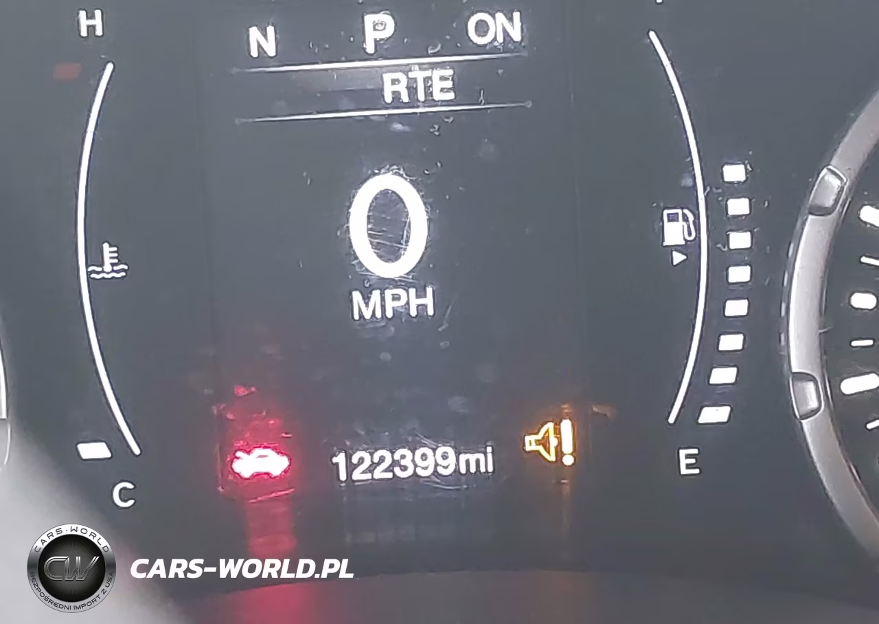 2017 Jeep Renegade Latitude 4X4 VIN:ZACCJBBB5HPG39811 - 15