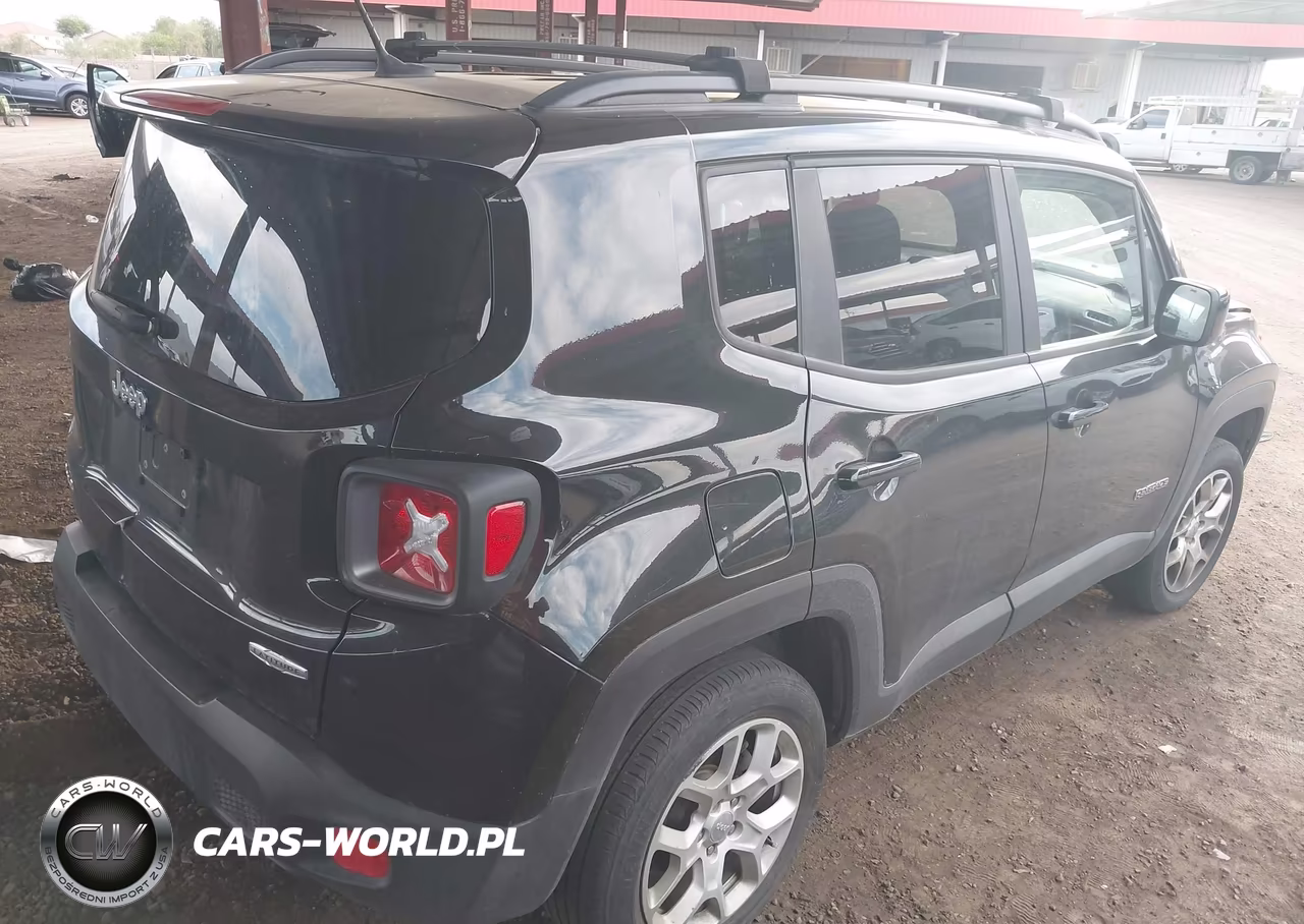 2017 Jeep Renegade Latitude 4X4 VIN:ZACCJBBB5HPG39811 - 4