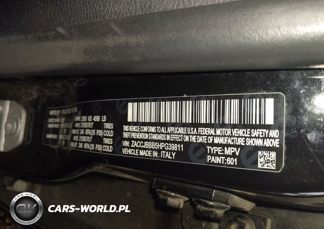 2017 Jeep Renegade Latitude 4X4 VIN:ZACCJBBB5HPG39811 - 9