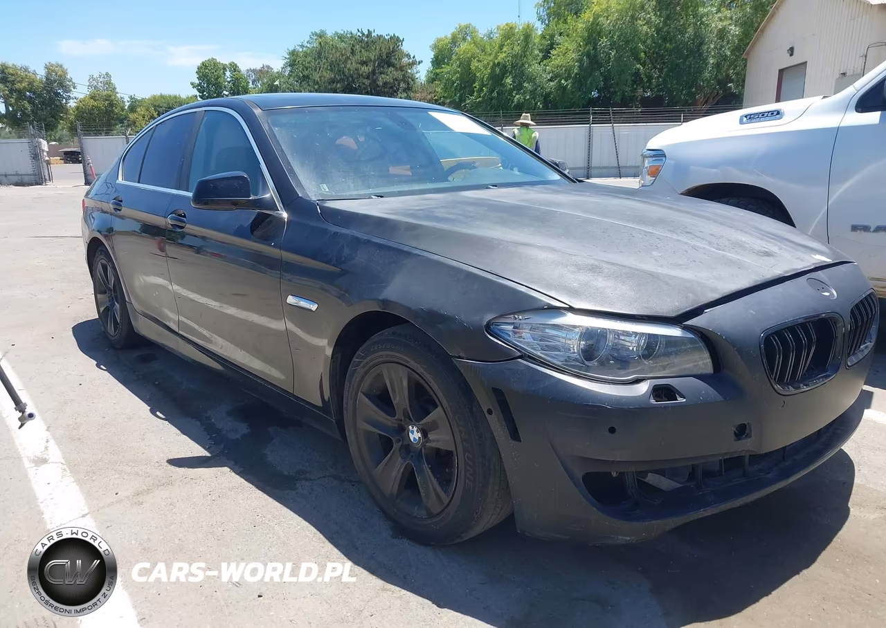 2011 BMW 528I – zdjęcie 1 z 11