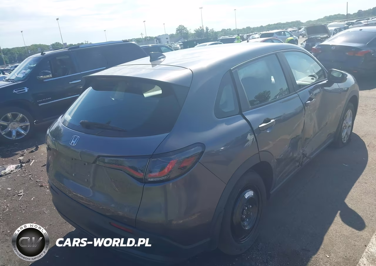 2023 Honda Hr-V Awd Lx VIN:3CZRZ2H35PM719902 - 4