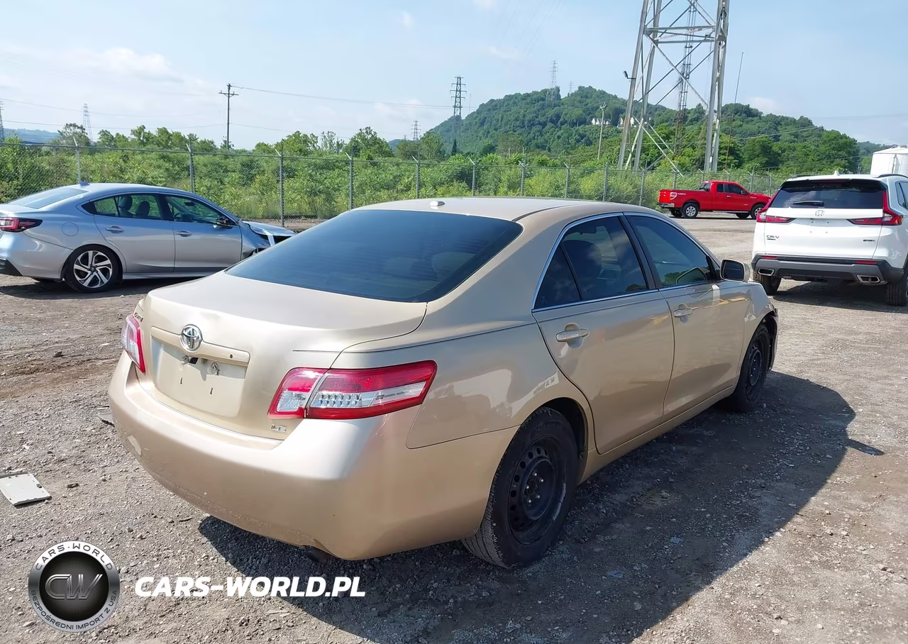 2011 Toyota Camry Le VIN:4T1BF3EK7BU124356 - 4