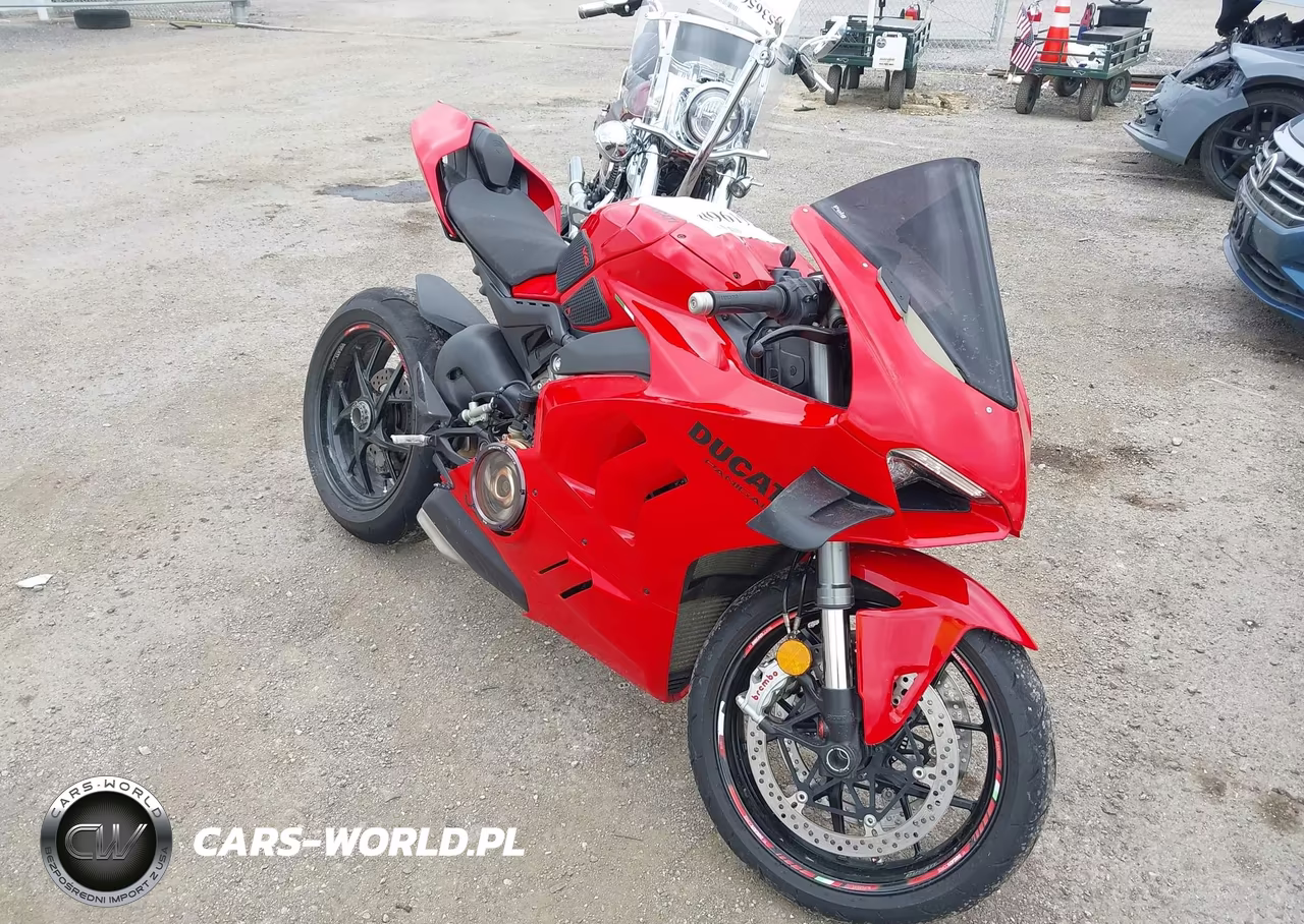 2022 Ducati Panigale V4S