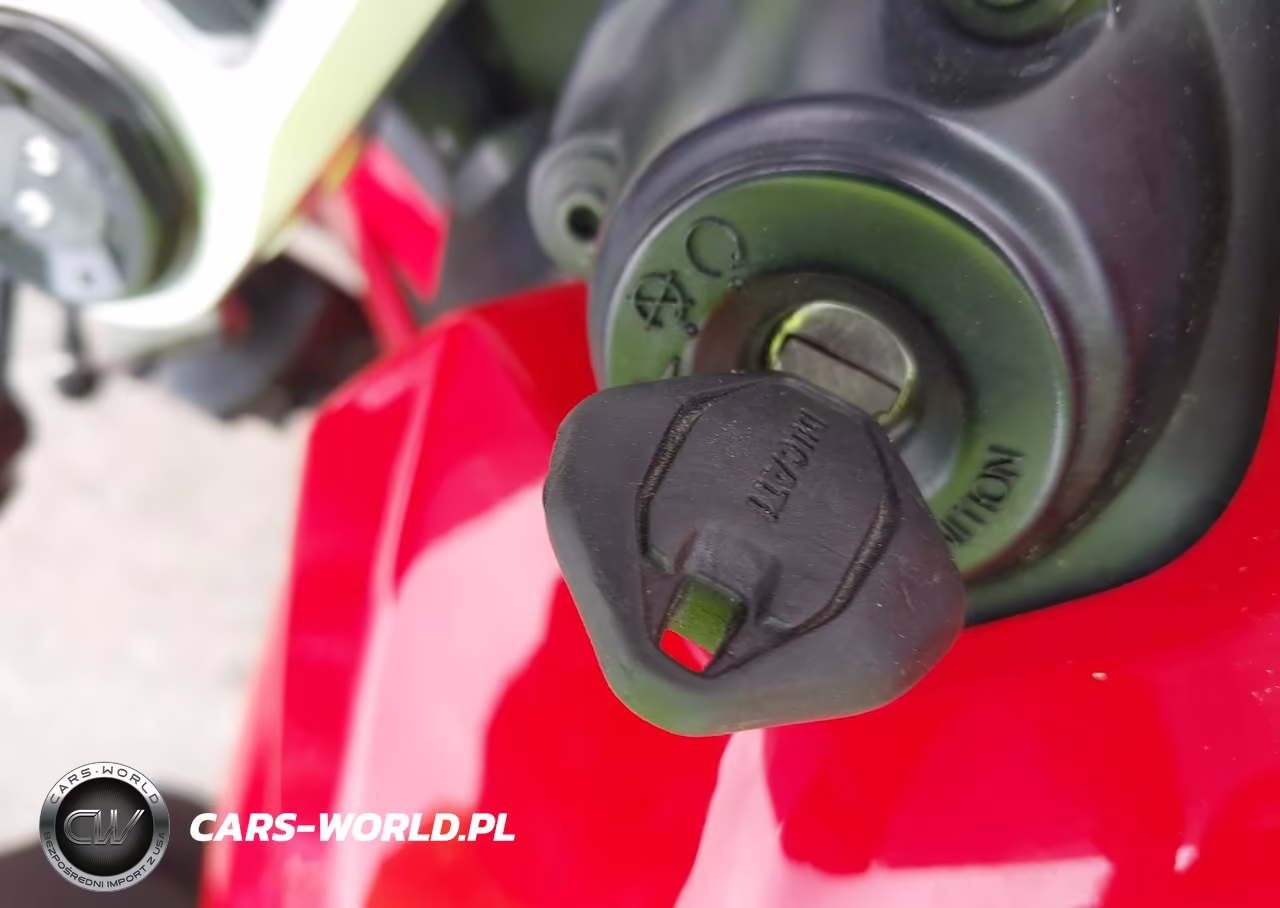 2022 Ducati Panigale V4S VIN:ZDMDAGWW0NB001829 - 11