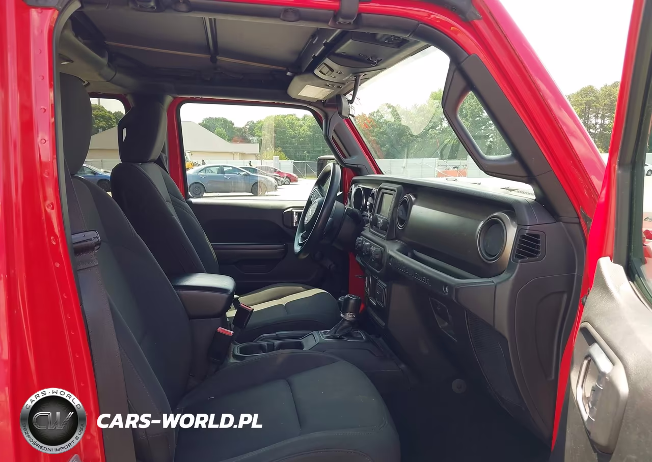 2018 Jeep Wrangler Unlimited Sport 4X4 VIN:1C4HJXDG6JW140245 - 5