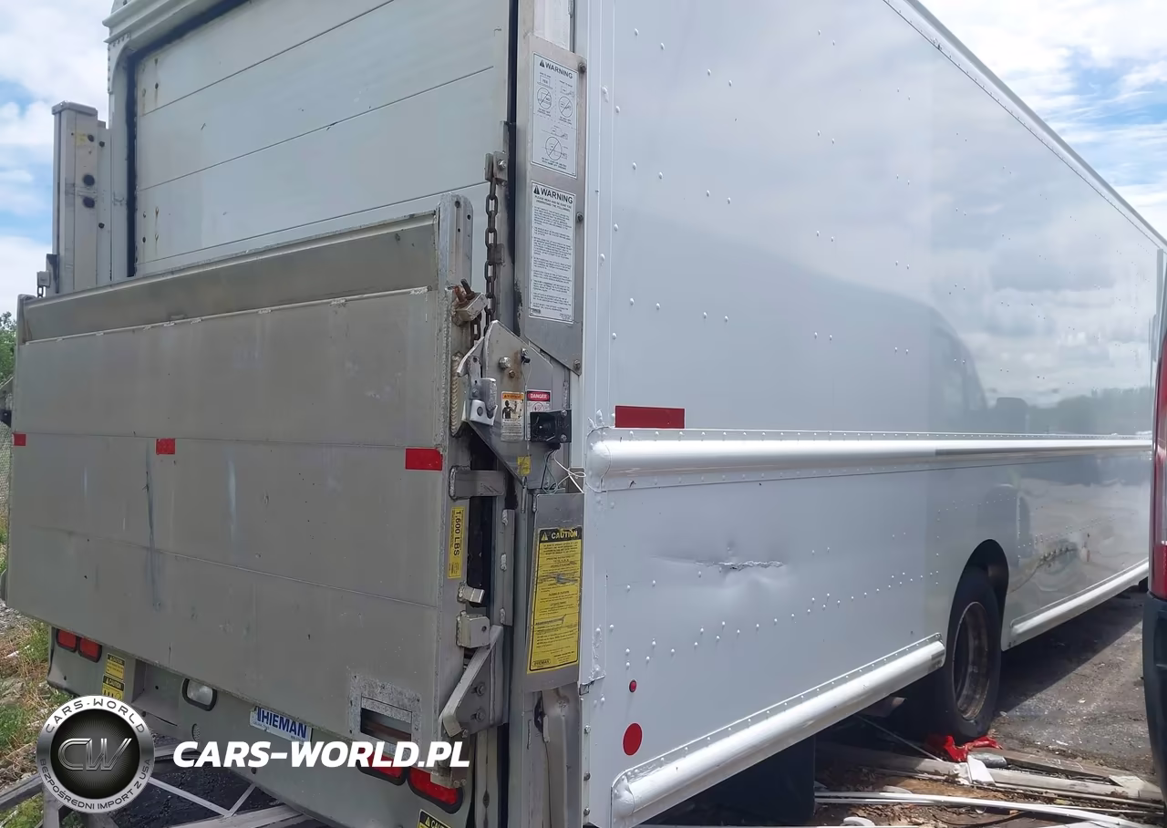 2013 Freightliner Chassis M Line Walk-In Van VIN:4UZAC3DV7DCFF6811 - 16