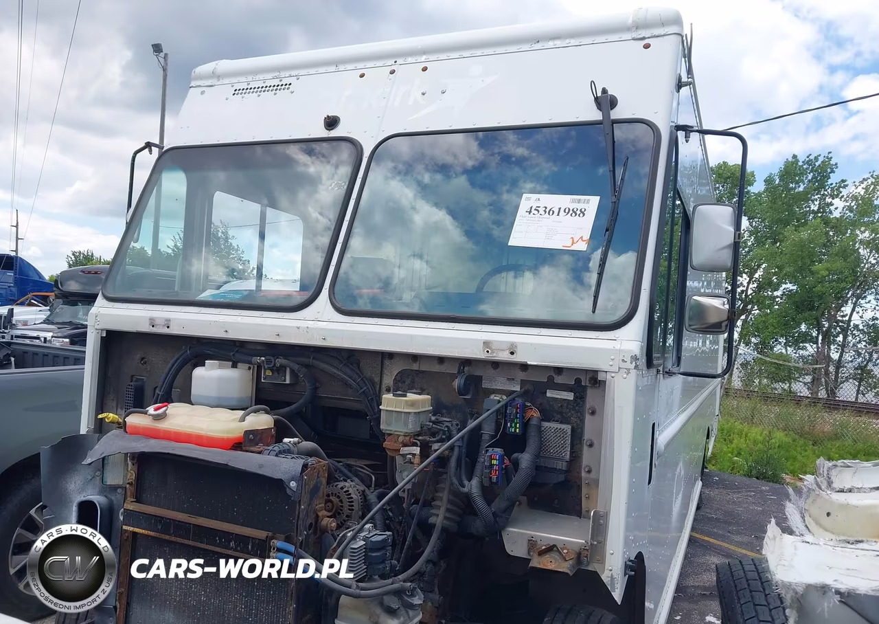 2013 Freightliner Chassis M Line Walk-In Van VIN:4UZAC3DV7DCFF6811 - 2