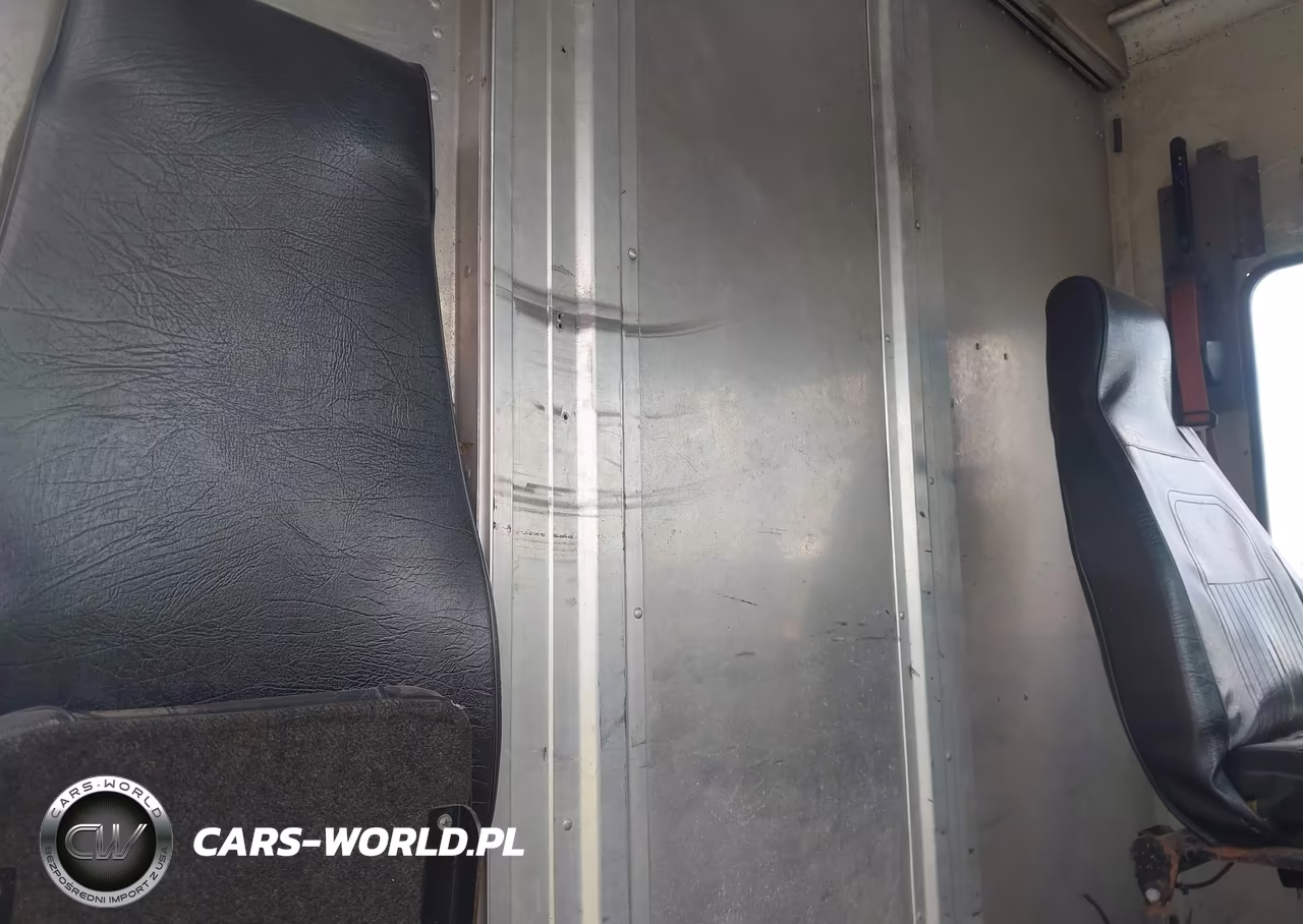 2013 Freightliner Chassis M Line Walk-In Van VIN:4UZAC3DV7DCFF6811 - 6