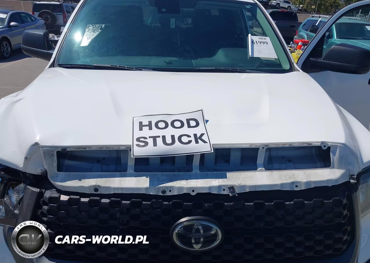 2020 Toyota Tundra Sr VIN:5TFTY5F1XLX011053 - 10