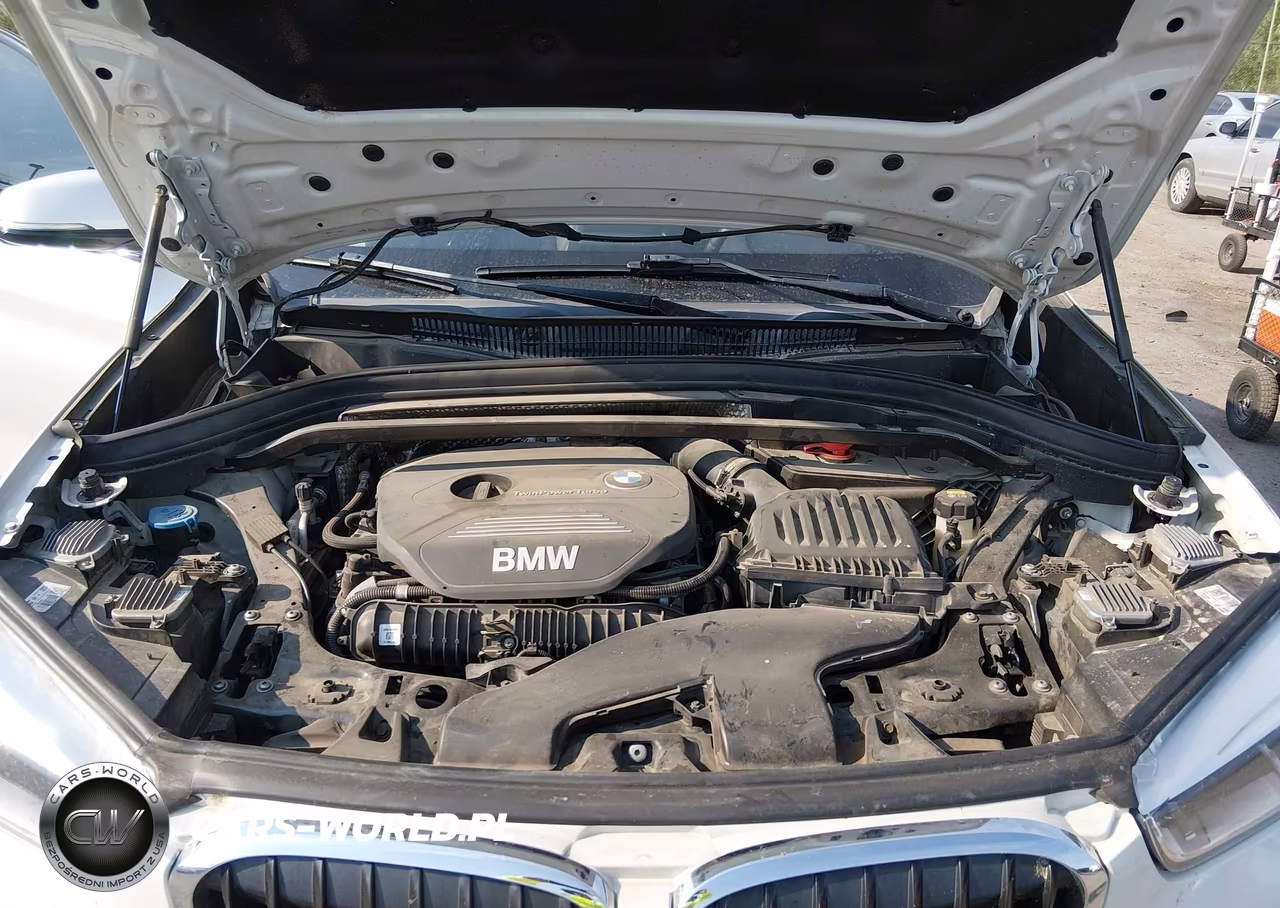 2016 BMW X1 xDrive28I VIN:WBXHT3C35G5F64408 - 10