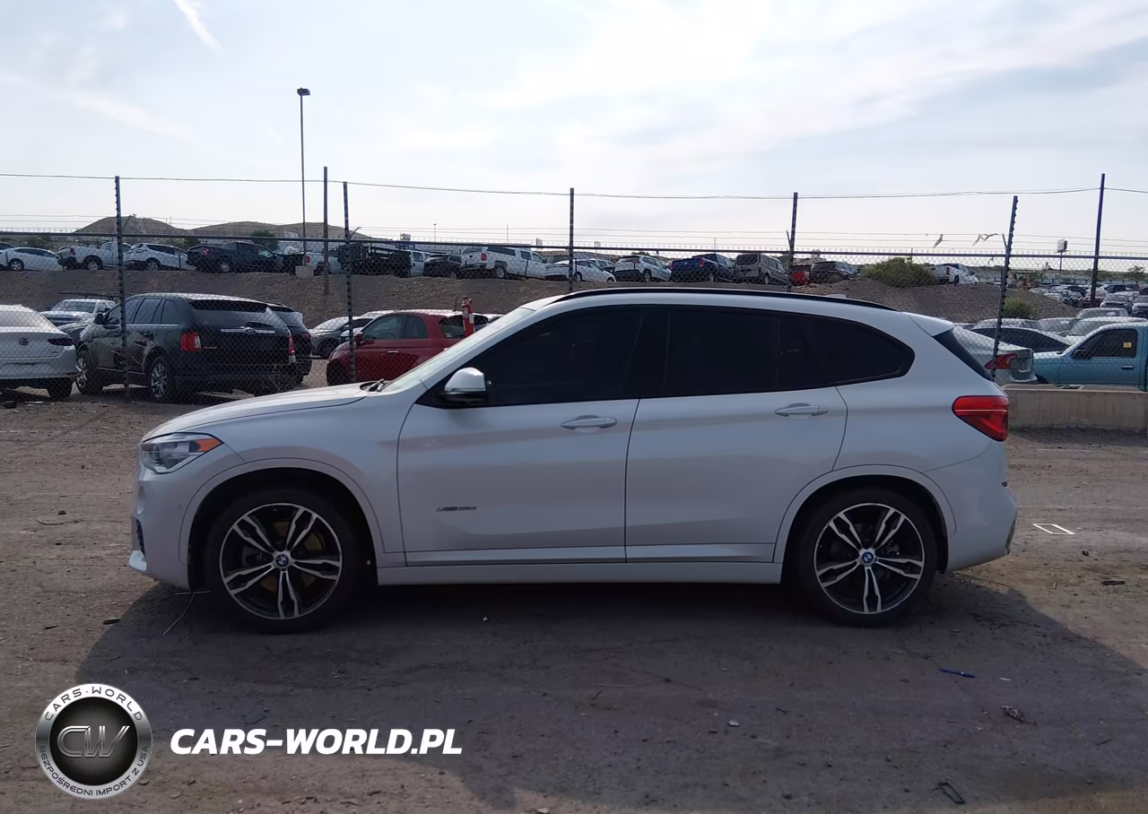 2016 BMW X1 xDrive28I VIN:WBXHT3C35G5F64408 - 14