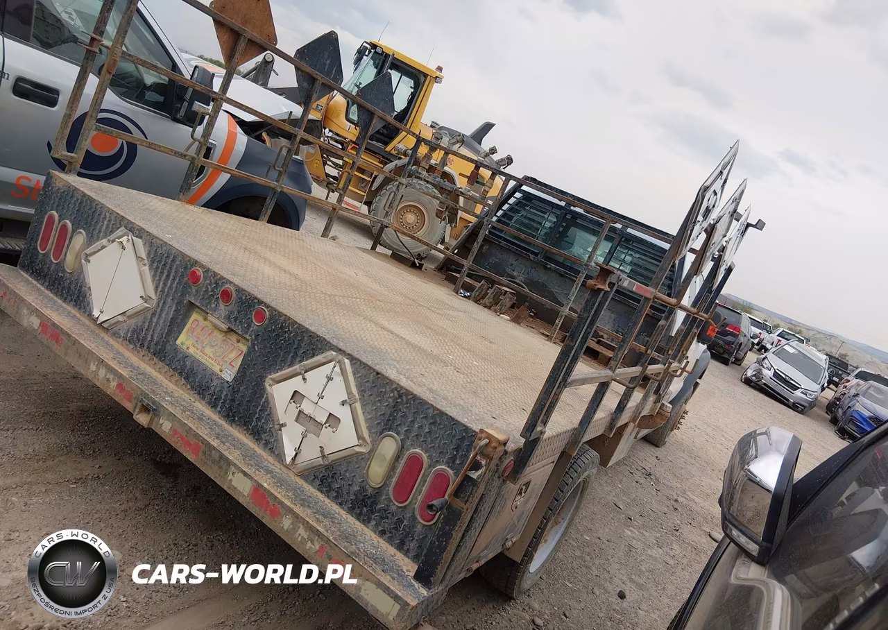 2015 Ford F-550 Chassis Xl VIN:1FD0X5HT4FEC54812 - 4