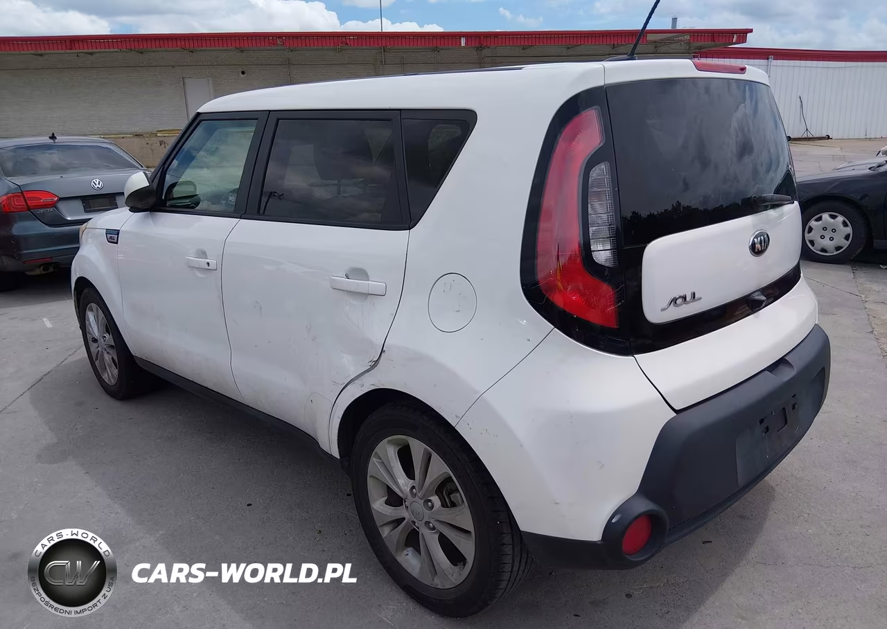 2015 Kia Soul + VIN:KNDJP3A55F7142887 - 3