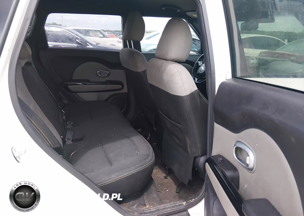 2015 Kia Soul + VIN:KNDJP3A55F7142887 - 8